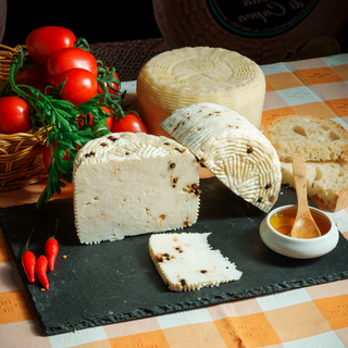 Pecorino al pepe nero